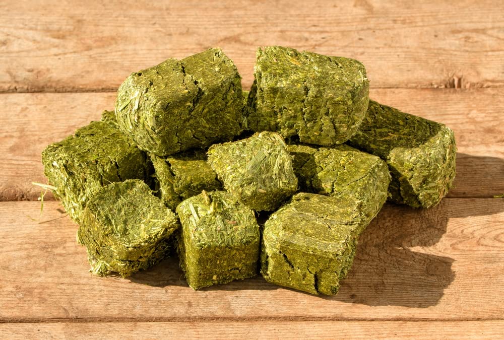 CZ Grain Alfalfa Cubes for Feeding - Rabbits, Goats, Chickens, Cattle, Horses, All Animals Love Alfalfa Cubes