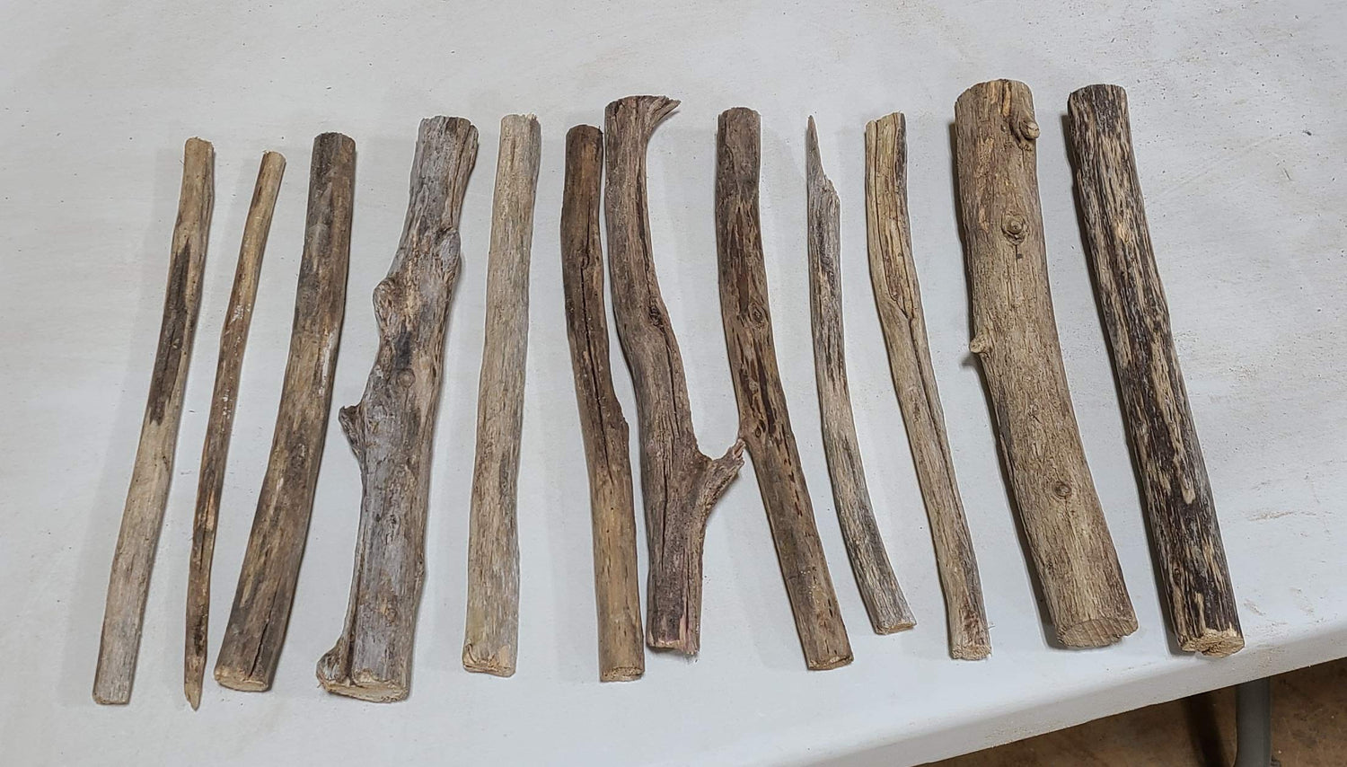 10 Pieces of Driftwood Sticks and String - Approx. 12 Inches Long. Great for Crafts and Decoration